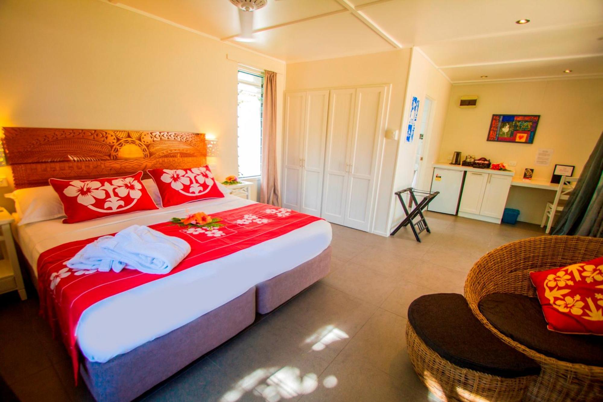 Beach Front Suite,703419562:JPEG